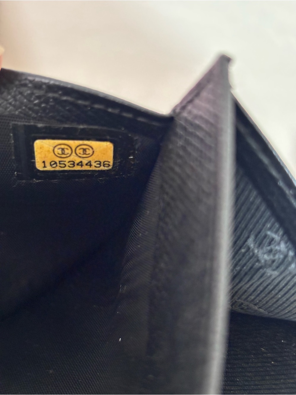 CHANEL Black Continental Wallet with Gold CC Snap - Picture 14 of 15